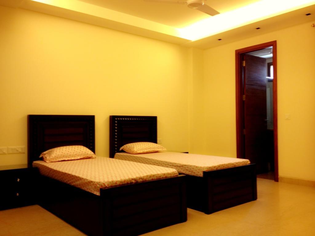 Woodpecker Service Apartments - Green Park Neu-Delhi Exterior foto