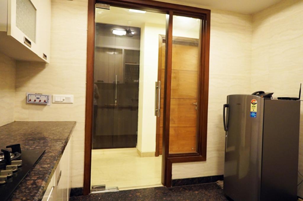 Woodpecker Service Apartments - Green Park Neu-Delhi Exterior foto